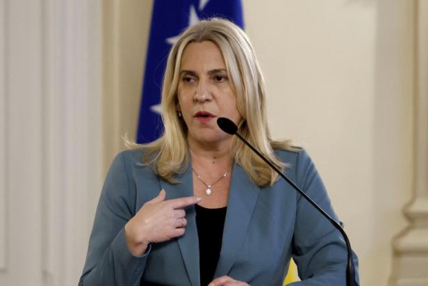 European Union's top diplomat Kaja Kallas visits Bosnia and Herzegovina Die bosnische Staatschefin Željka Cvijanović.