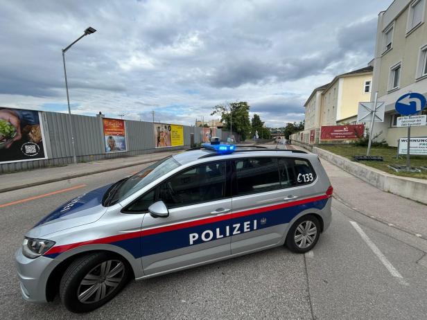 Die Polizei warnte mit Durchsagen.