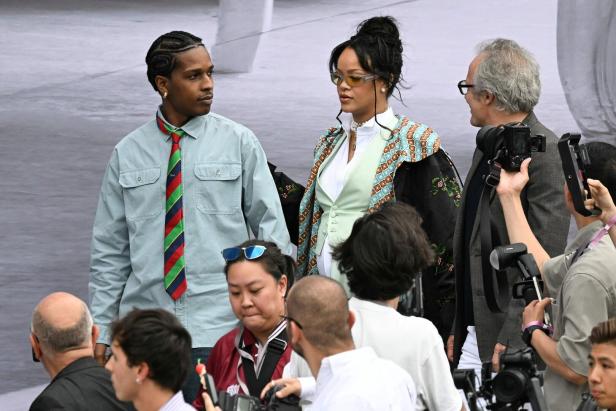 A$AP Rocky und Rihanna bei einer Dior Homme Modenschau in Frankreich.