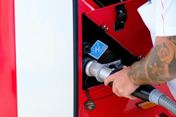 Medientermin Wiener Linien „Neue Batterie-Wasserstoff-Busflotte in Wien angekommen“.
