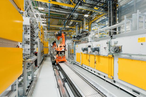 Die Produktion im BMW-Werk Steyr läuft fast vollständig automatisiert.