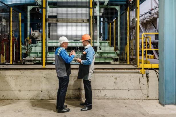 Die Stahlband-Produktion der voestalpine läuft in Linz über die Bühne.