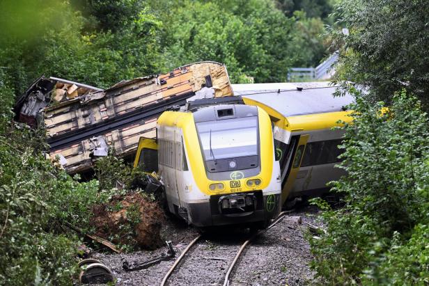 Passenger train derailed in southwestern Germany