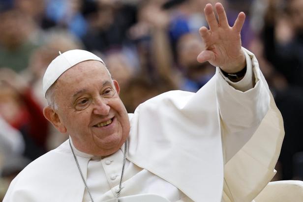 Pope Francis dies at the age of 88 Pope Francis dies at the age of 88