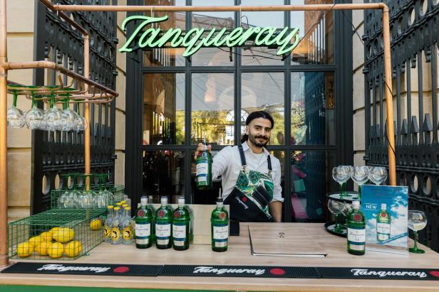 Getränke, Bar