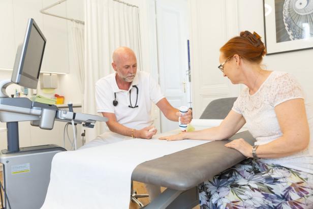 Dr. Martin Kaspar Rheumatologe Dr. Martin Kaspar
Rheumatologe