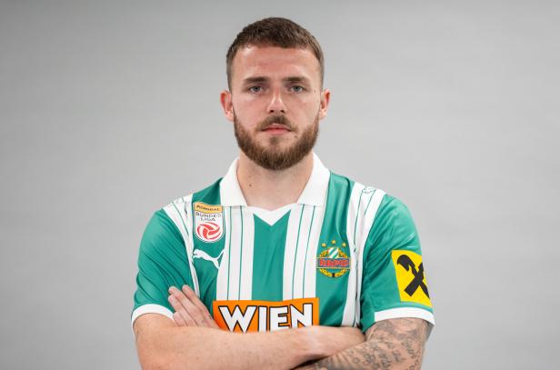 FUSSBALL: MANNSCHAFTSFOTOTERMIN SK RAPID: JANNES HORN FUSSBALL: MANNSCHAFTSFOTOTERMIN SK RAPID: JANNES HORN