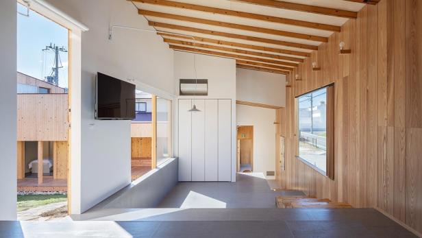 07-Necklace-Villa-1110-Office-for-Architecture