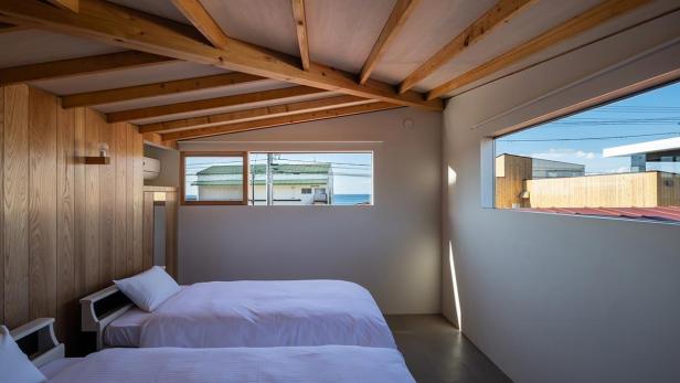 08-Necklace-Villa-1110-Office-for-Architecture