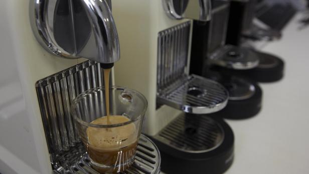 Nespresso sagt Nachahmer-Kapseln den Kampf an