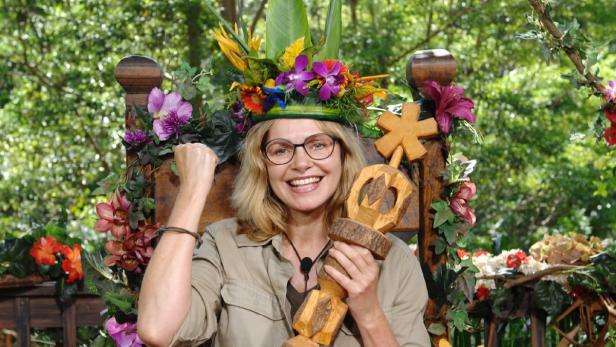 Evelyn Burdecki ist Dschungelkönigin 2019