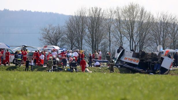 Nach Schulbus-Crash: Lkw-Lenker angeklagt