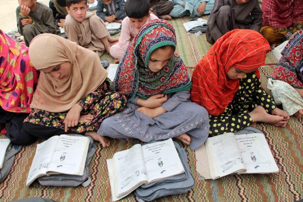 Sherzad Foundation brings education to remote areas of Kandahar Sherzad Foundation brings education to remote areas of Kandahar