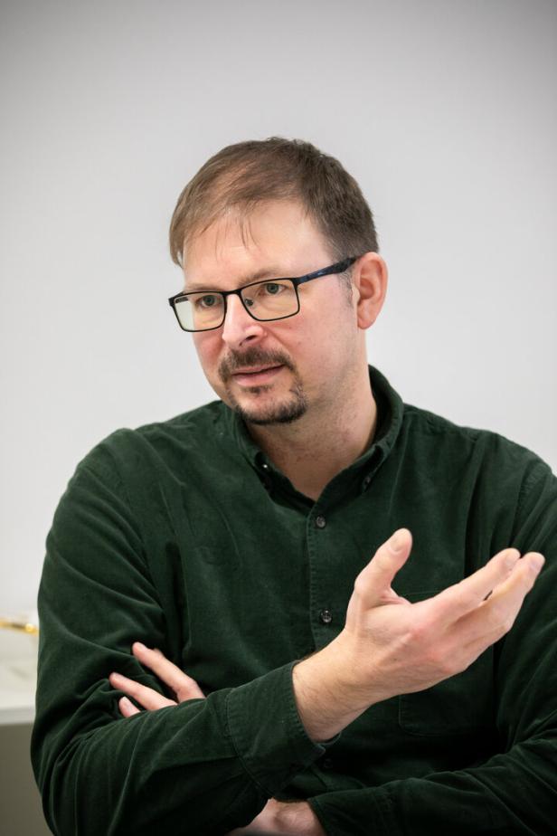 Das Bild zeigt den Impfstoffforscher und Viren-Spezialisten Florian Krammer.