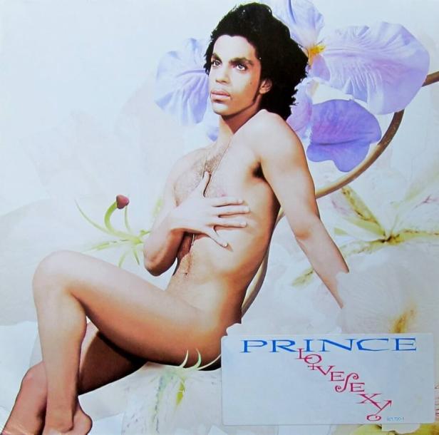 Das Cover des Albums „Lovesexy“ von Prince zeigt den Künstler inmitten stilisierter Blumen.