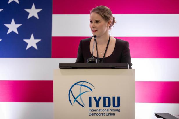 Eva Dohalova IDYU