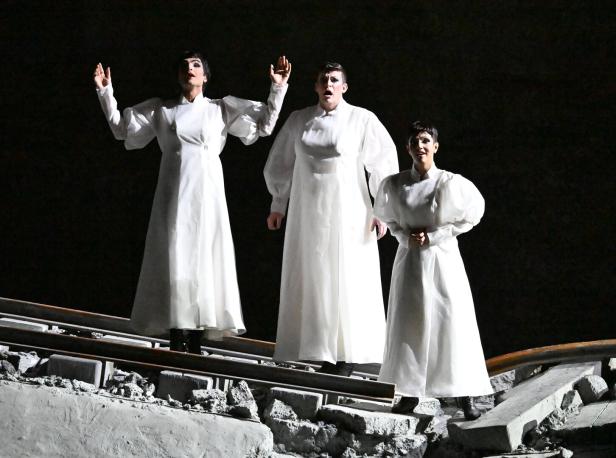 SALZBURGER FESTSPIELE 2025: FOTOPROBE ?DREI SCHWESTERN? SALZBURGER FESTSPIELE 2025: FOTOPROBE ?DREI SCHWESTERN?
