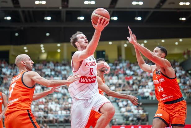 Überragende Leistungen von Pöltl und Co. wie beim Sieg gegen die Niederlande BASKETBALL / WM / MÄNNER / VORQUALIFIKATION 2027: ÖSTERREICH - NIEDERLANDE
