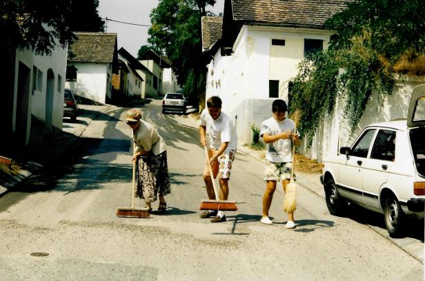 Kunst und Wein Haugsdorf 1994