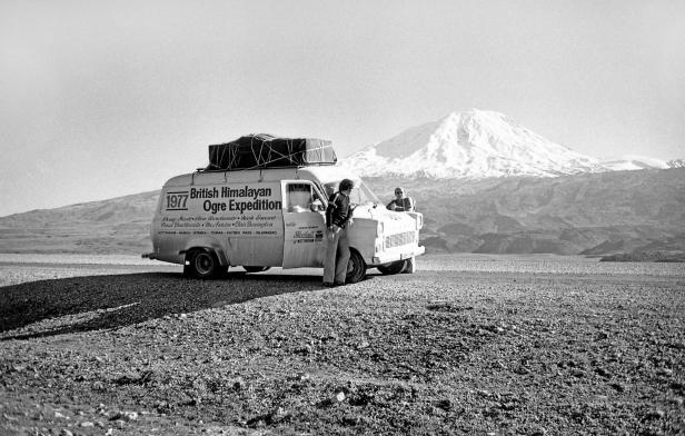 1977-transit-used-in-british-himalayan-ogre-expedition-neg-829-1.jpg