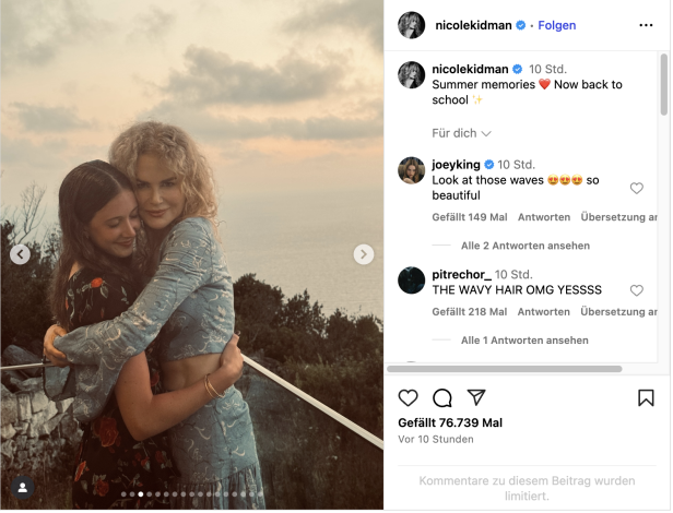 Nicole Kidman und Tochter Sunday Nicole Kidman umarmt Tochter Sunday. Im Hintergrund ist das Meer zu sehen.