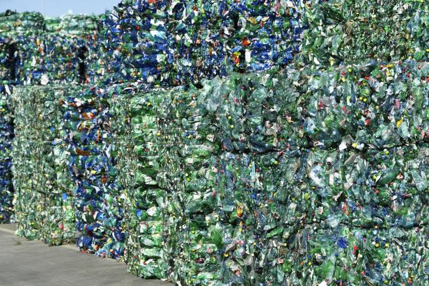 Recycling bei Pet to Pet in Müllendorf