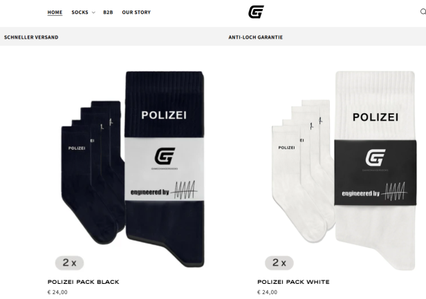 Socken mit "Polizei"-Aufschrift