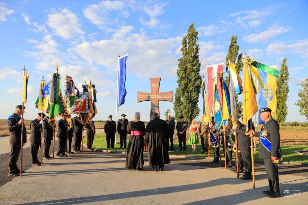Friedens- und Freiheitsfeier Großharras.