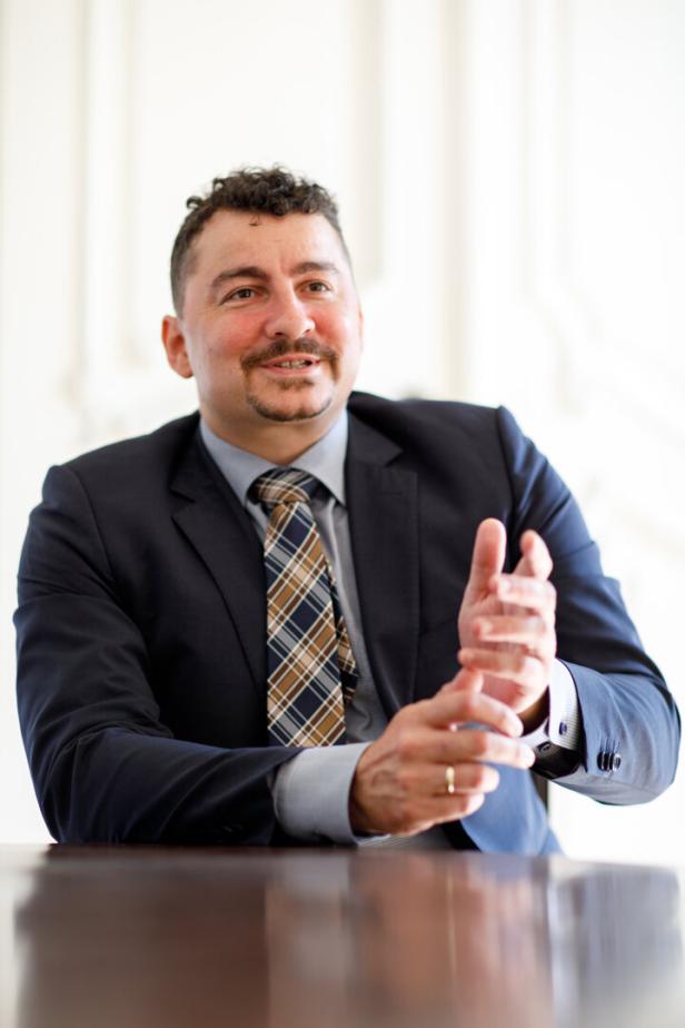 ÖHV Unternehmenssprecher Martin Stanits ÖHV-Unternehmenssprecher Martin Stanits im Gespräch
