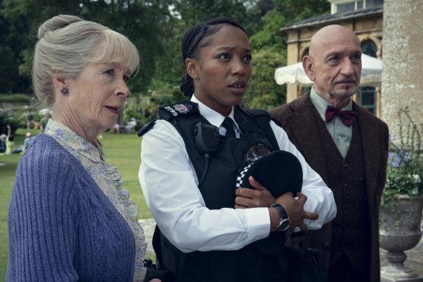 "Thursday Murder Club" auf Netflix: Best Agers  ermitteln im Seniorenheim