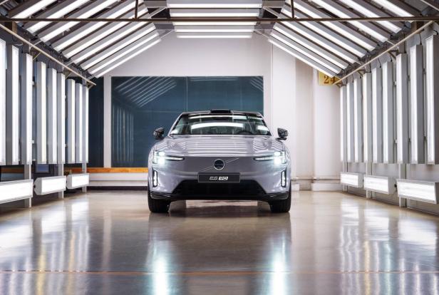 Der neue Volvo ES90.