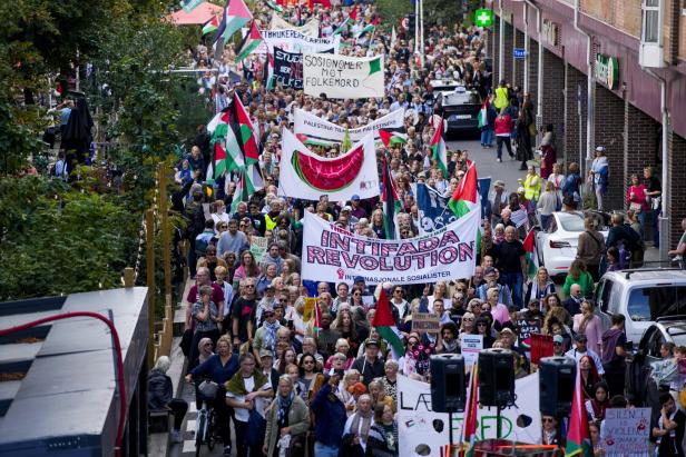 National demonstration against the genocide in Palestine in Oslo