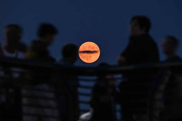 "Blutmond" über Österreich: So spektakulär war die totale Mondfinsternis
