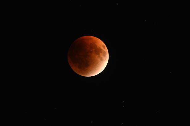 "Blutmond" über Österreich: So spektakulär war die totale Mondfinsternis