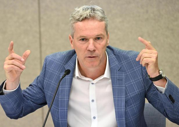 PK WKÖ - FACHVERBAND METALLTECHNISCHE INDUSTRIE (FMTI) "AKTUELLE BRANCHENENTWICKLUNG, STANDORT UND KV": KNILL Startschuss für Herbstlohnrunde: Kreative Gehaltsstrategien gefragt
