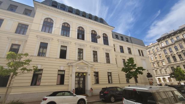 Großeinsatz bei Wiener Schule