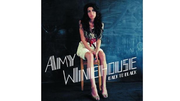 47.000 Euro für ein Kleid von Amy Winehouse