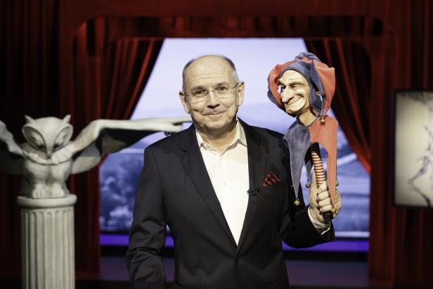 Ferdinand Wegscheider Ferdinand Wegscheider mit einer Narrenpuppe in der Hand.