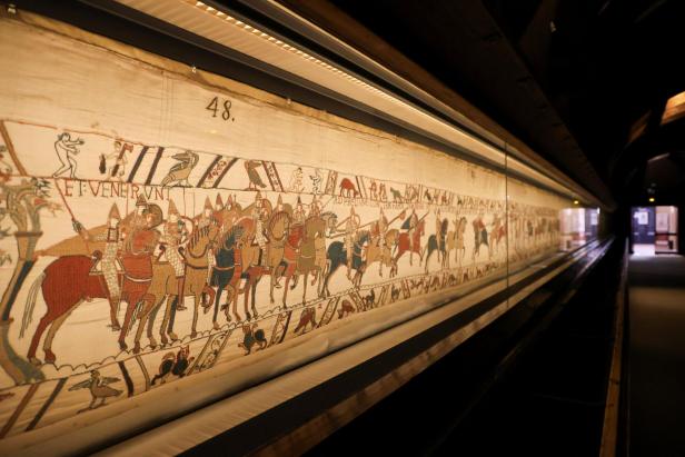Großer Bahö um den Teppich von Bayeux