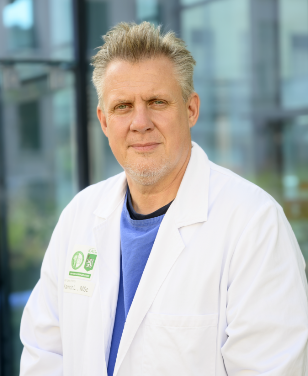 Univ.-Prof.Dr. Lars-Peter Kamolz,MSc., Leiter der Klinischen Abteilung für plastische, ästhetische und rekonstruktive Chirurgie, Universitätsklinik für Chrirugie, des LKH-Universitätsklinikum Graz und der Medizinischen Universität Graz