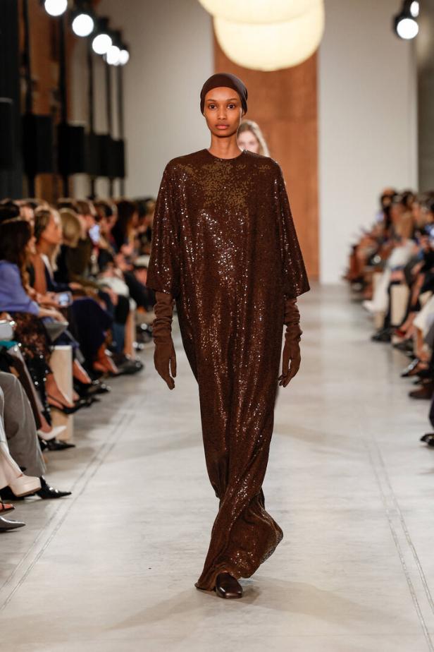 Michael Kors Modenschau im Terminal Warehouse, Herbst/Winter Kollektion 2025/2026, während der New York Fashion Week.