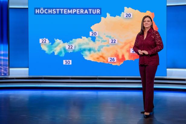 Das ist die Neue: Wera Gruber Wera Gruber vor der Wetter-Wand im ORF-Studio