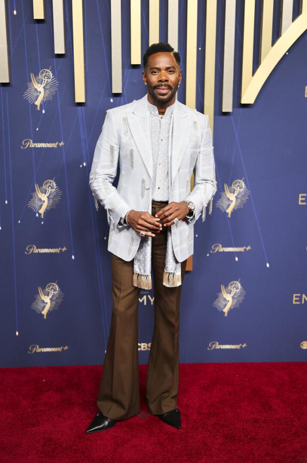 Colman Domingo in einem auffälligen Outfit von Valentino - bei den Emmys.