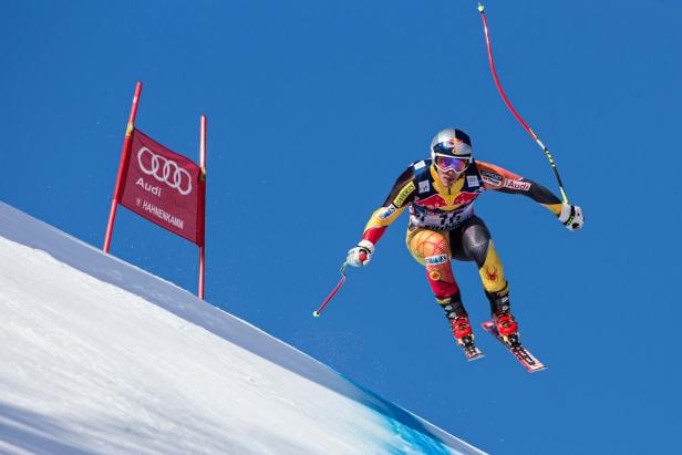 Höllenritt auf der größten Skibühne der Welt