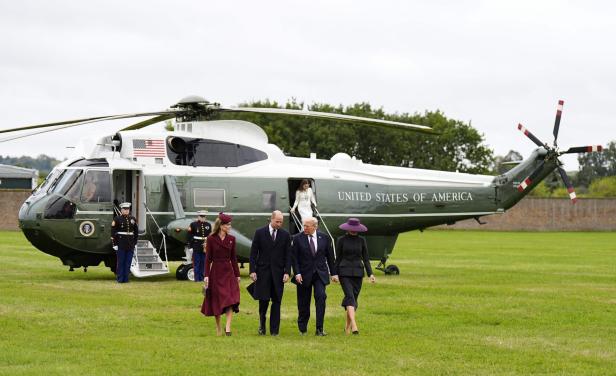 Donald Trump trifft mit seiner Frau Melania, Prinz William und Prinzessin Kate in Großbritannien ein.