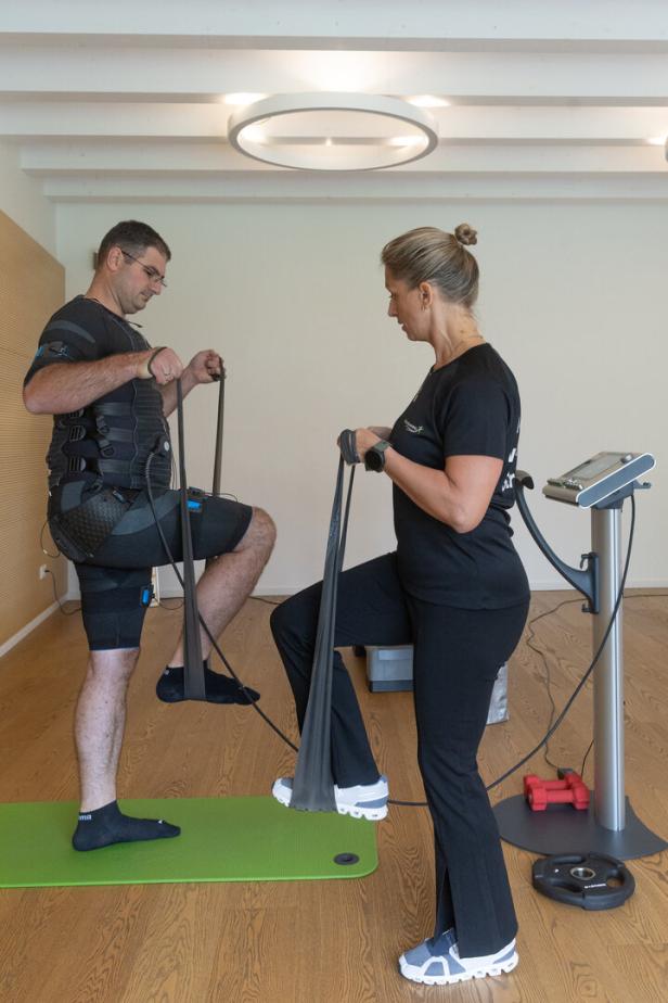 Medizinisches Elektrostimulationstraining (EMS), Mag. Julia Codet, Hollabrunn