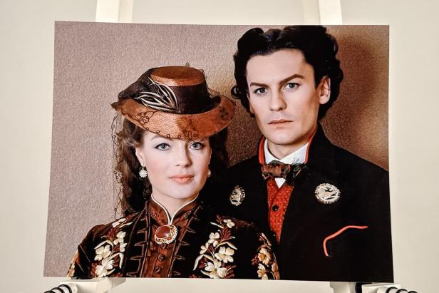 Schauspiel-Legende Helmut Berger: Teile des Nachlasses werden versteigert Fotografie von Romy Schneider und Helmut Berger