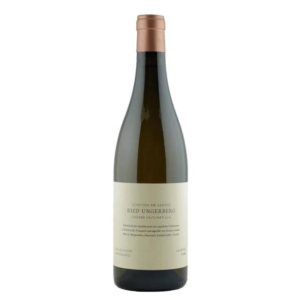 Eine Flasche Grüner Veltliner Ried Ungerberg 2019 vom Weingut Hannes Schuster.