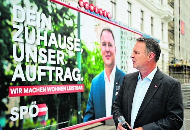 Andreas Babler bei Plakat-Präsentation: SPÖ "DEIN ZUHAUSE, UNSER AUFTRAG" "Wir müssen liefern“: Was die Dreier-Koalition antreibt