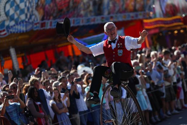 Official start of Oktoberfest 2025 in Munich